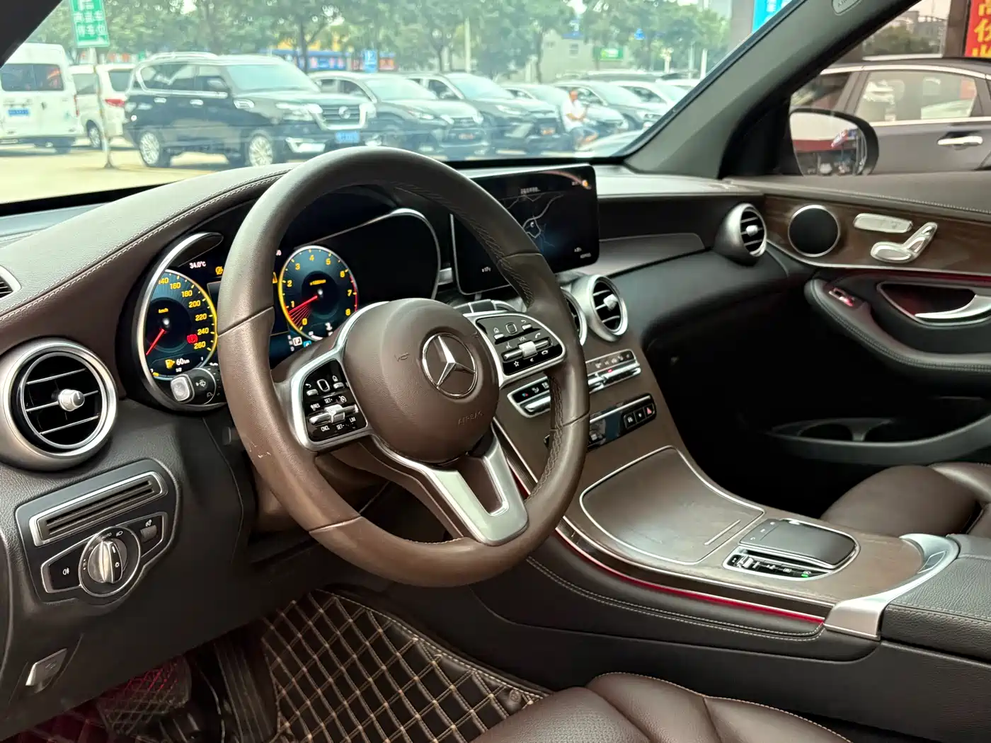 Mercedes-Benz GLC 2020 GLC 300 L 4MATIC Dynamic фото 5