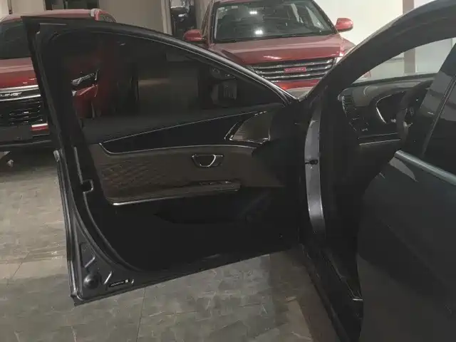 BYD Han 2023 DM-i Champion Edition 121KM Premium фото 6