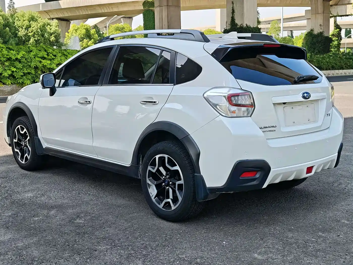 Subaru XV 2017 2.0i Luxury Edition фото 6