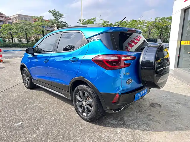 BYD Yuan New Energy 2019 EV360 Smart Connect Premium Edition — фото 4