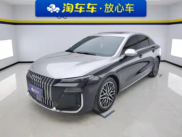 Roewe M7 DMH 2025 1.5T 115km Mid-range — фото 1