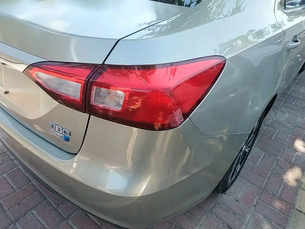 Roewe 360 2017 2017 1.5L Manual Luxury Edition
