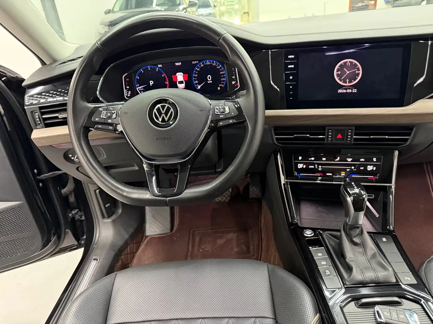Volkswagen Passat 2020 Facelift 380TSI Luxury China VI фото 10