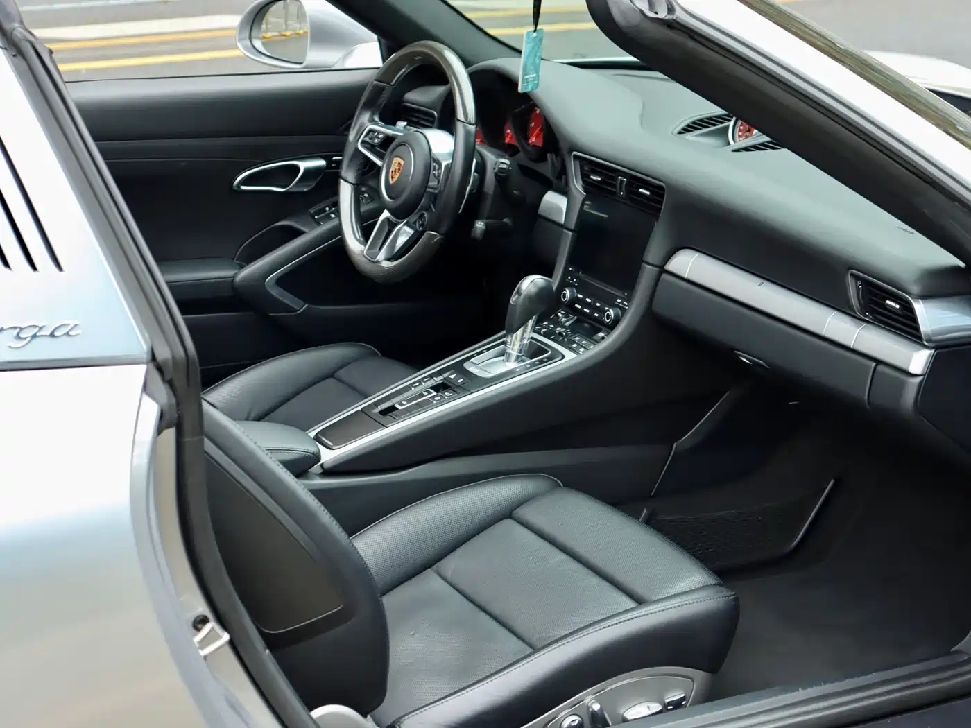 Porsche 911 2016 Targa 4 3.0T фото 9
