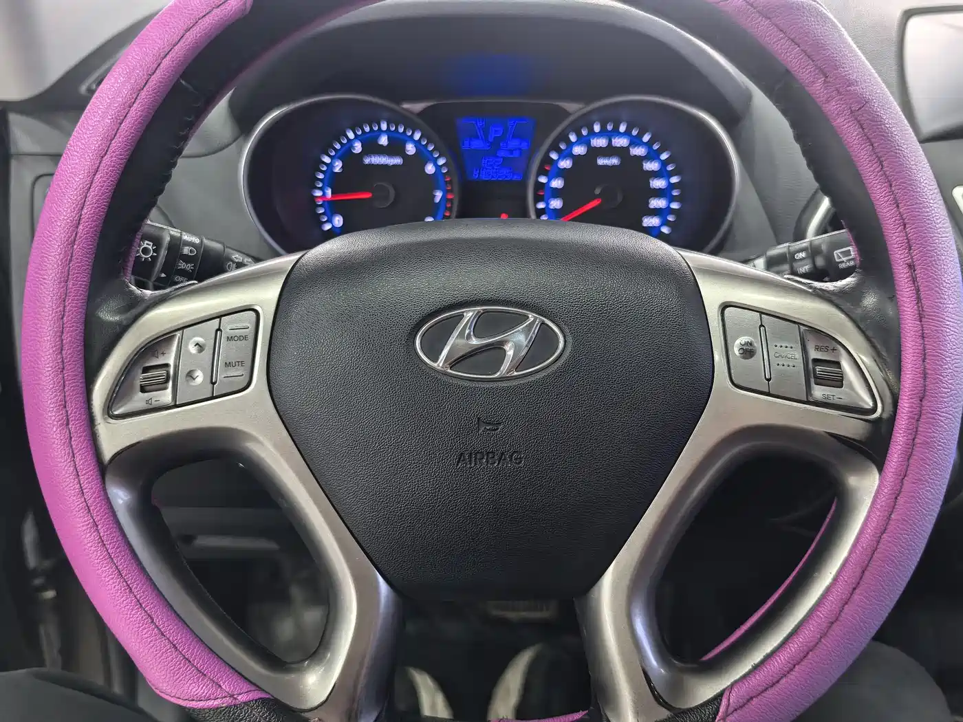 Hyundai Beijing Hyundai ix35 2012 2.0L Automatic 2WD GLS Elite фото 13