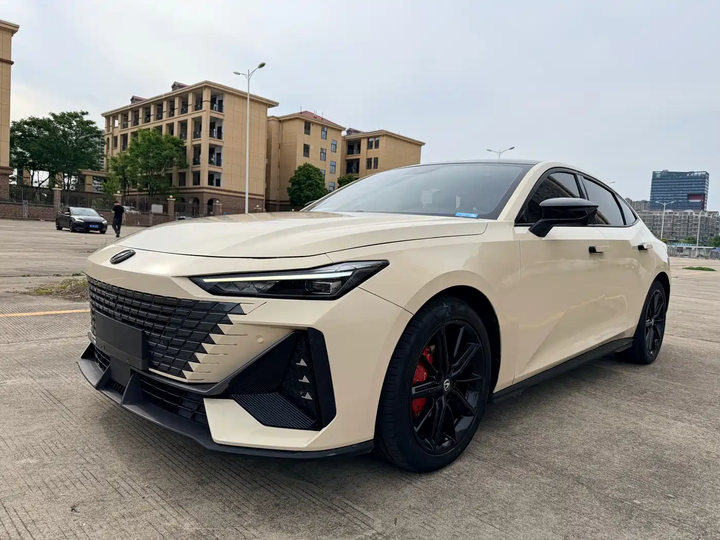CHANGAN UNI-V