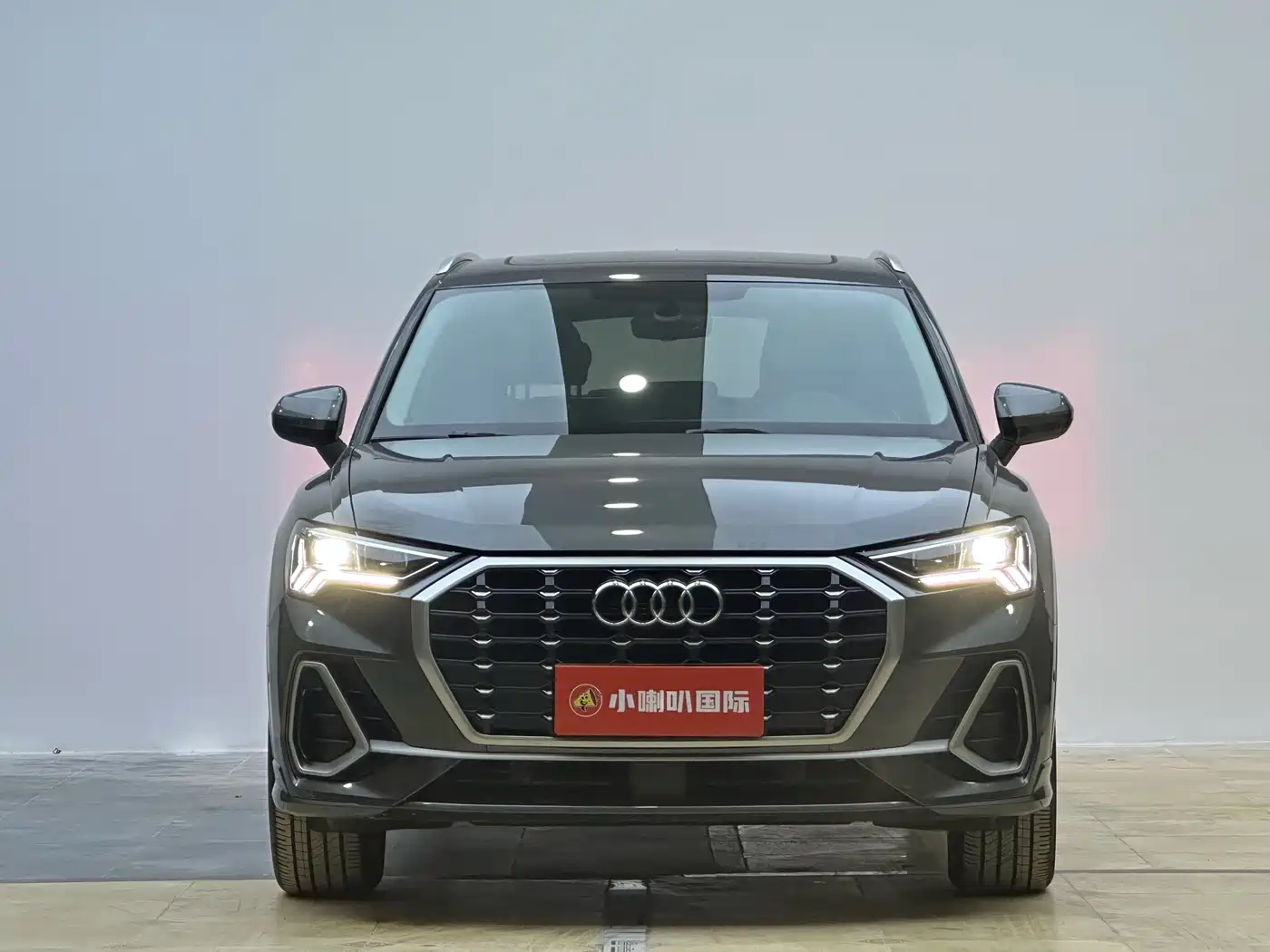 AUDI Q3