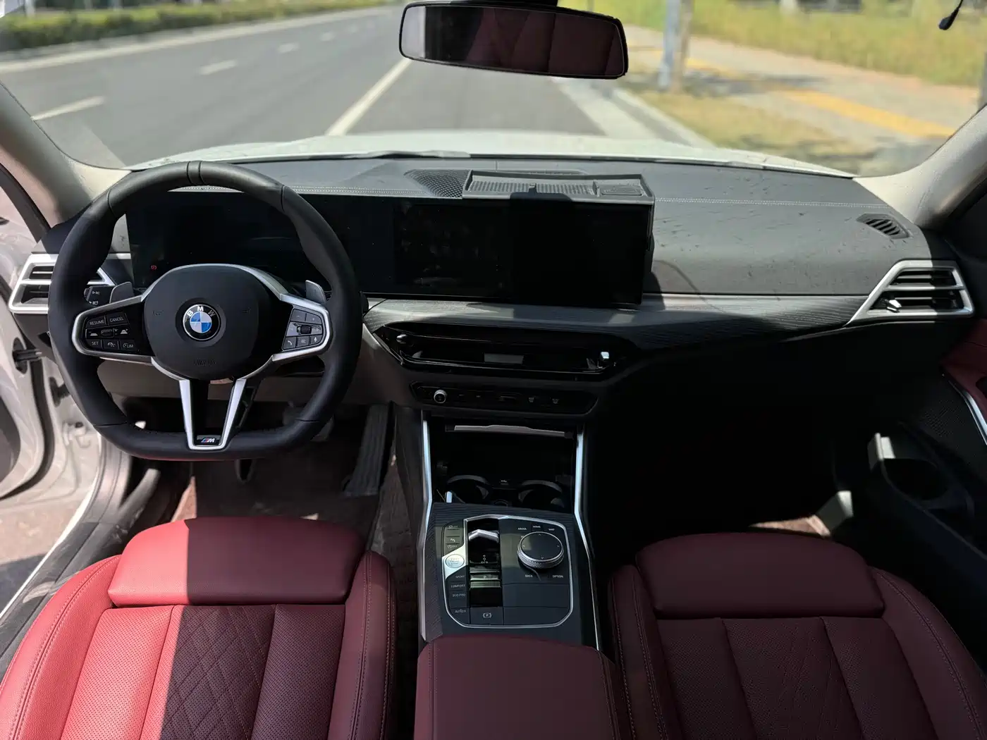 BMW 3 Series 2025 325Li M Sport Package фото 5