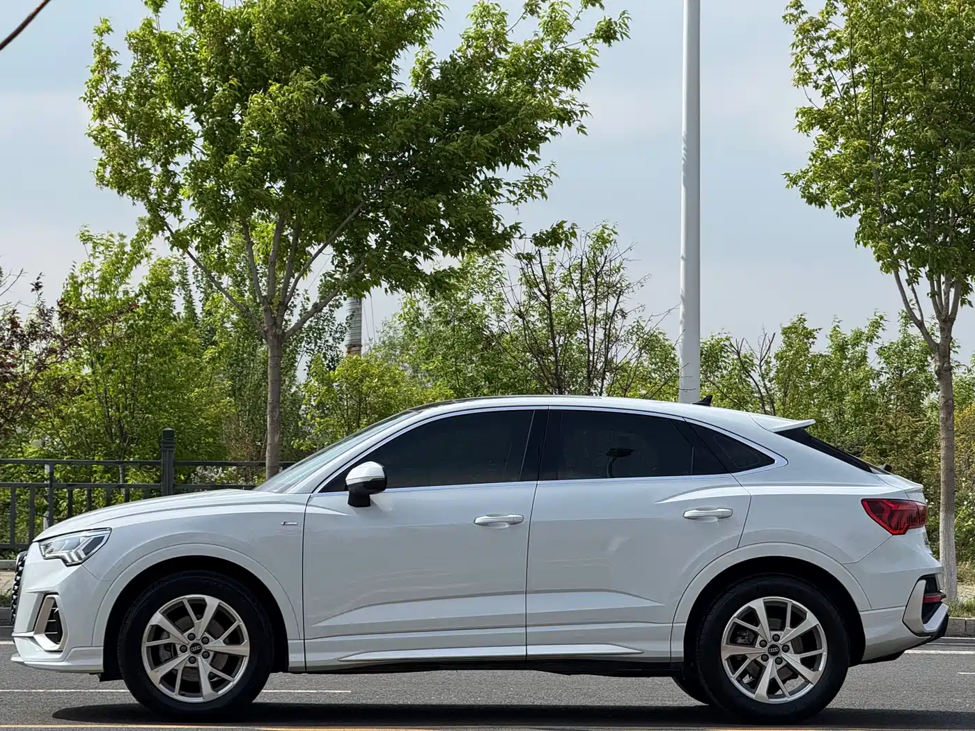Audi Q3 Sportback 2022 35 TFSI Progressive фото 4