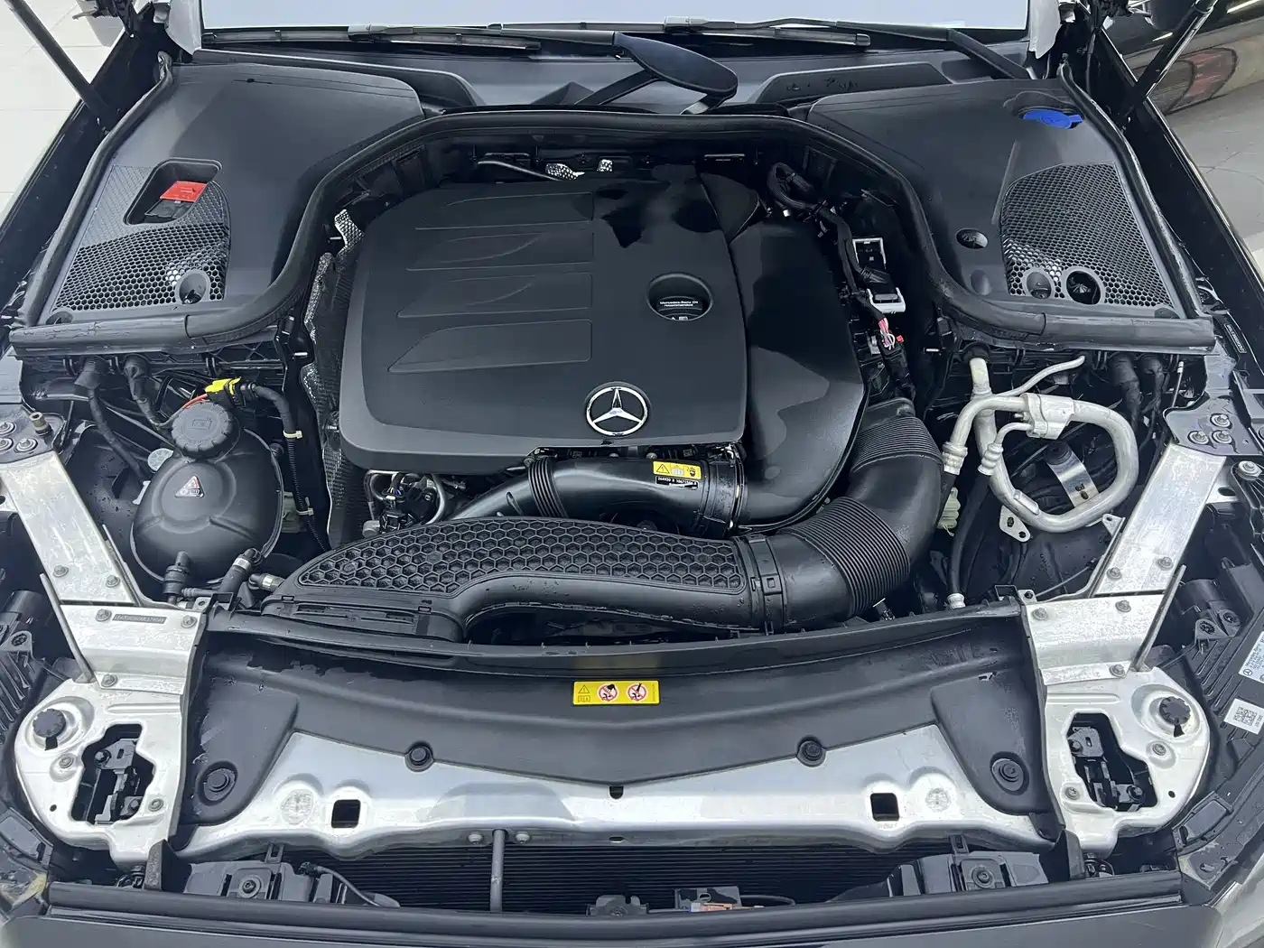 Mercedes-Benz E-Class 2021 E 300 L Sport Luxury Edition фото 11