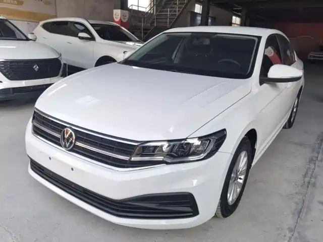 Volkswagen Bora 1.5L, Автомат, Стиль Коннект