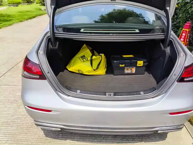 Mercedes-Benz E-Class 2021 E 300 L Premium — фото 5