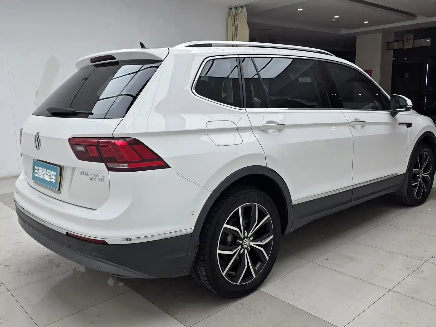 Volkswagen Tiguan L 2020 330TSI Auto 2WD Smart Luxury China VI фото 4