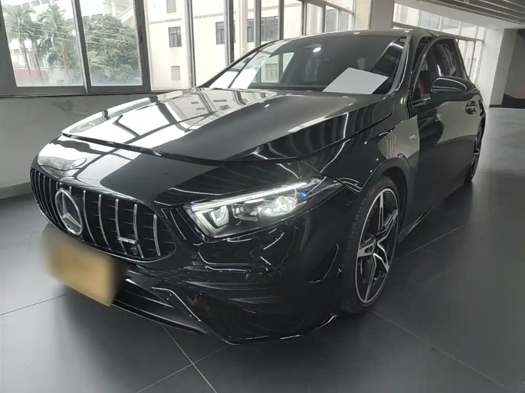 Mercedes-Benz A-Class AMG 2025 AMG A 35 L 4MATIC фото 2