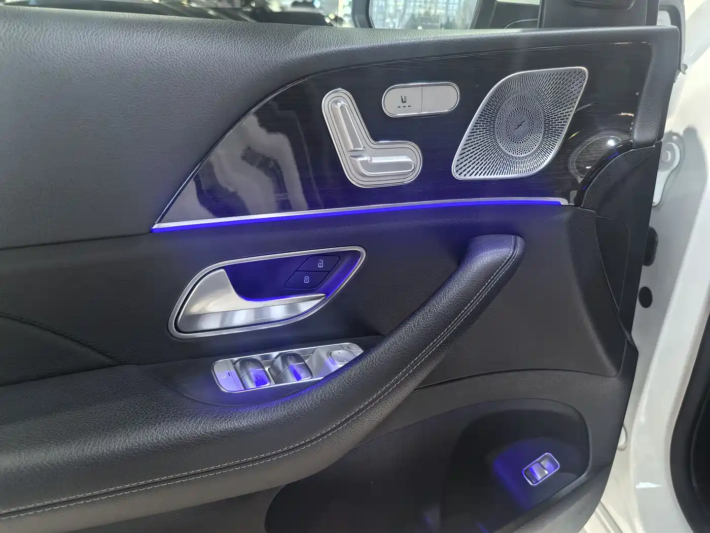 Mercedes-Benz GLE 2020 GLE 350 4MATIC Fashion фото 4