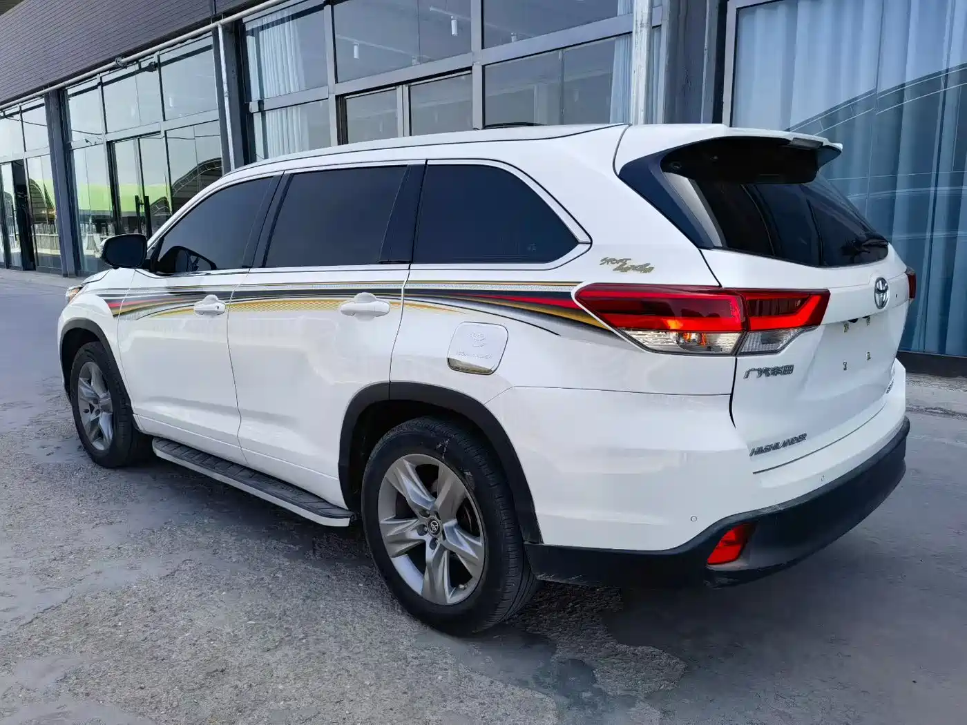 Toyota Highlander 2021 2.0T AWD Premium 7-Seater фото 4
