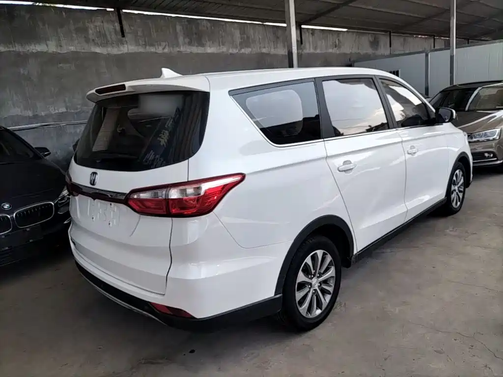 Changan Lingxuan 2017 2017 1.6L Manual Happiness