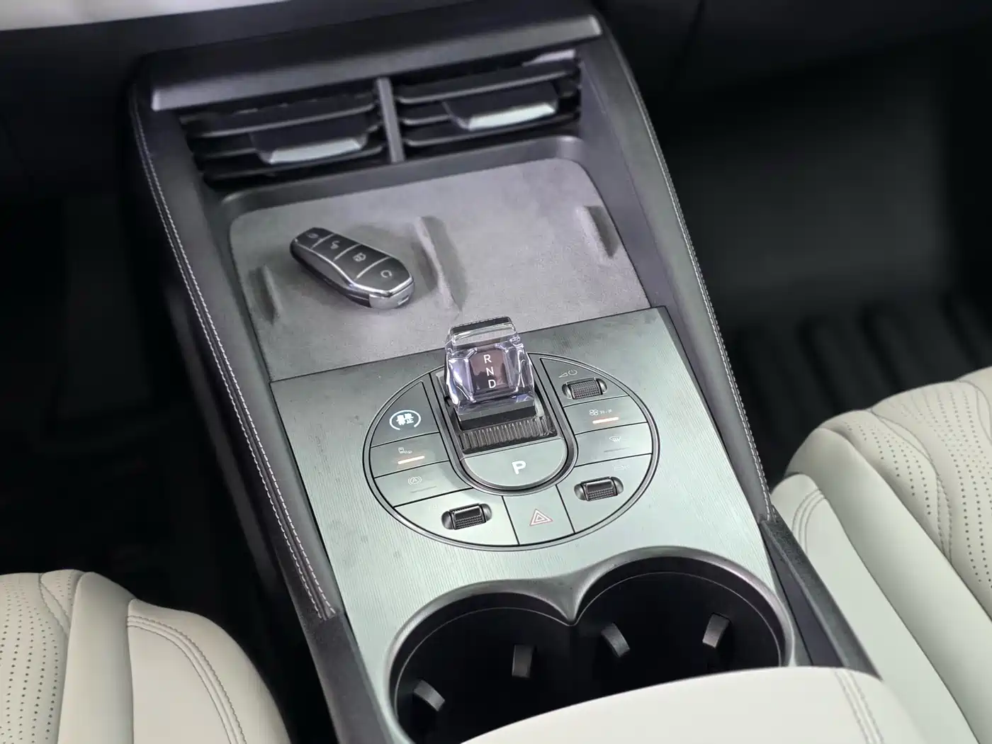 BYD Seal 06 New Energy 2024 DM-i 120KM Flagship фото 14