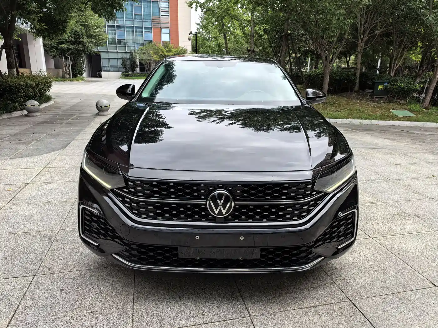 Volkswagen Passat 2022 330TSI Starlight Elite Edition