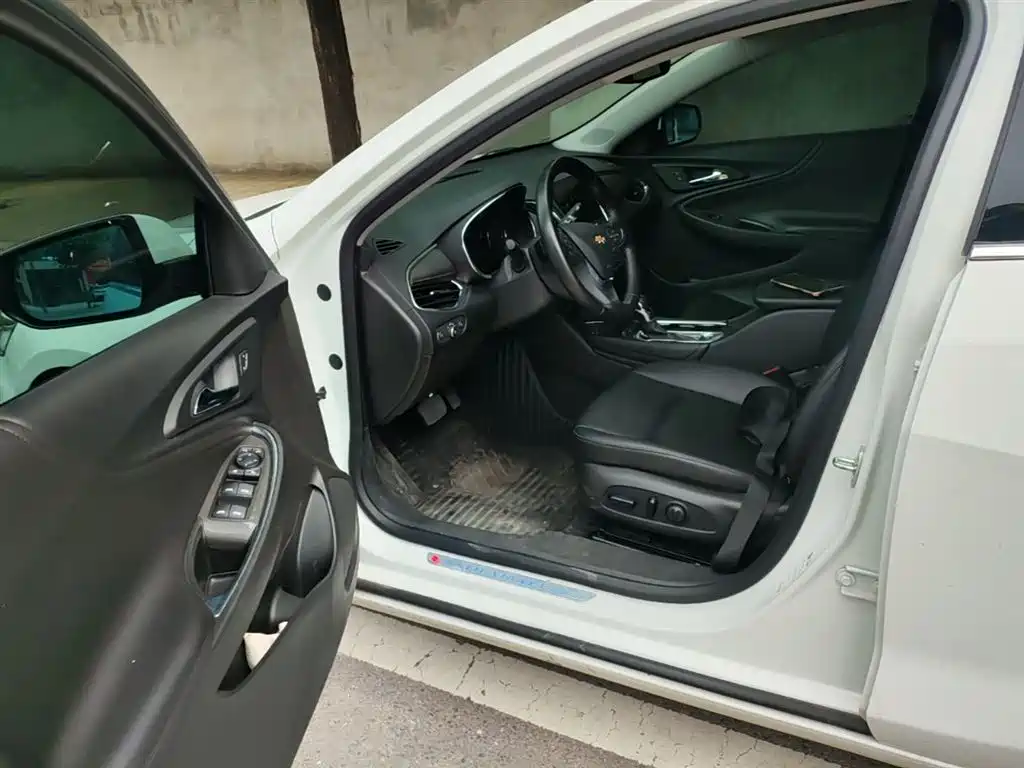 Chevrolet Malibu XL 2022 535T Auto Sharp Dynamic Edition фото 16