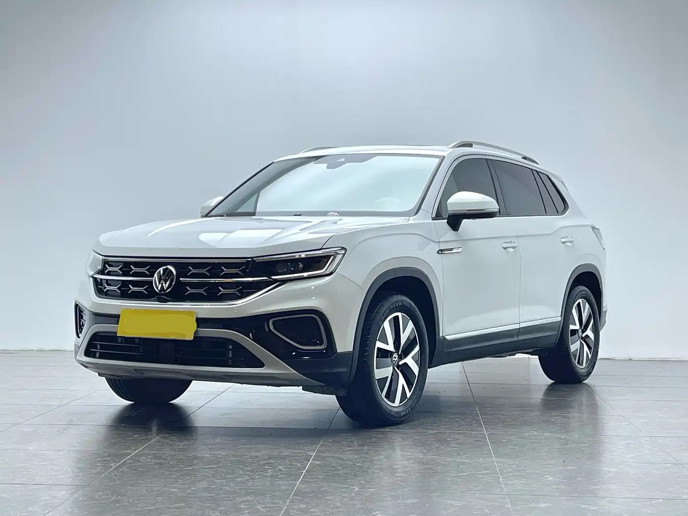 Volkswagen Tayron 2024 300TSI 2WD Luxury Plus Advanced