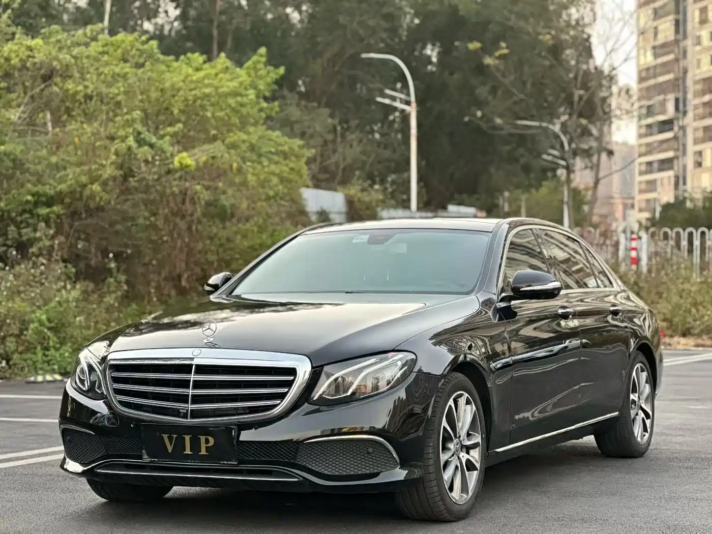 Mercedes-Benz E-Class 2017 E 300 L Luxury