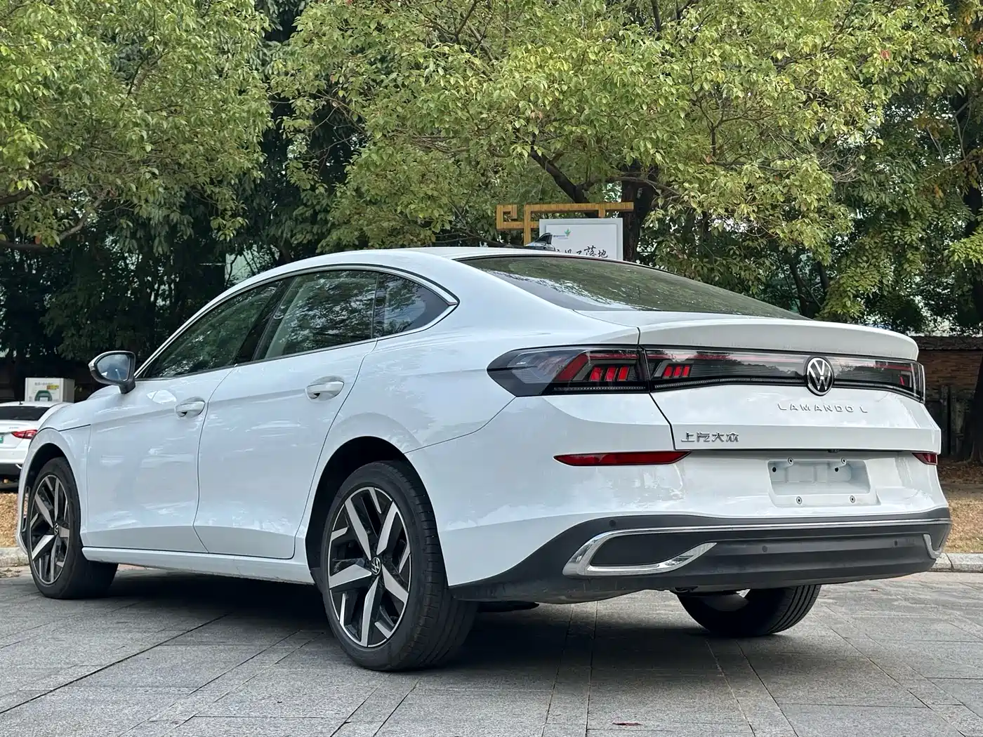 Volkswagen Lamando 2025 Lamando L 280TSI DSG Cool Edition фото 13