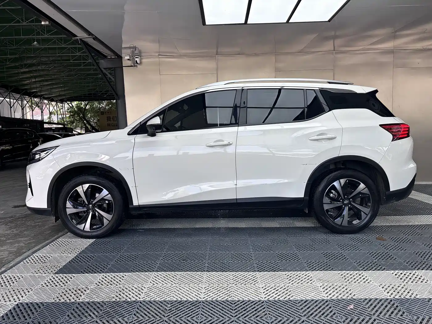 GAC Trumpchi Trumpchi GS4 2022 270T Automatic Smart Flagship Edition фото 4