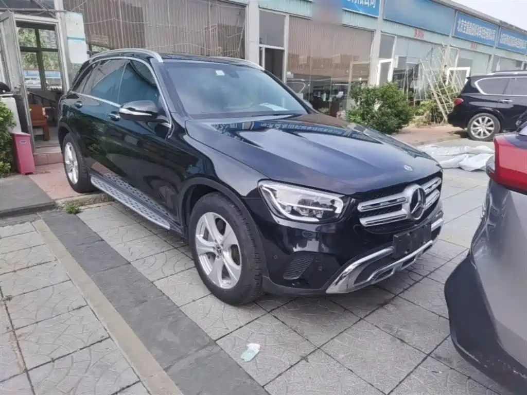 Mercedes-Benz GLC 2020 Facelift GLC 260 L 4MATIC Dynamic фото 4
