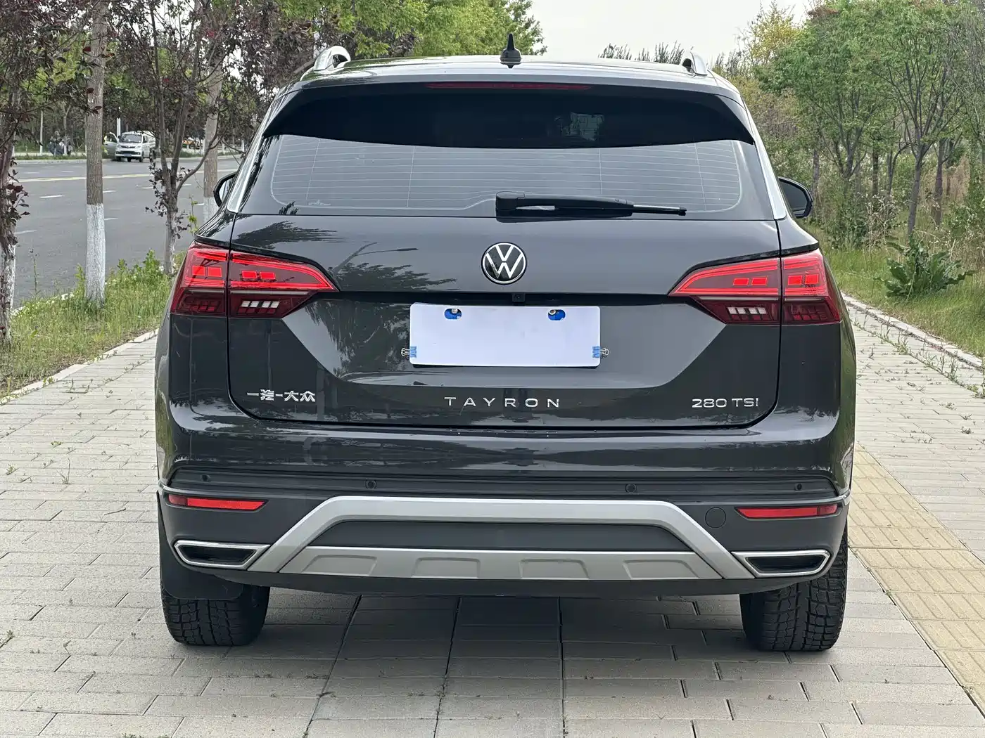Volkswagen Tayron 2022 280TSI 2WD Luxury Smart Connect Edition фото 6