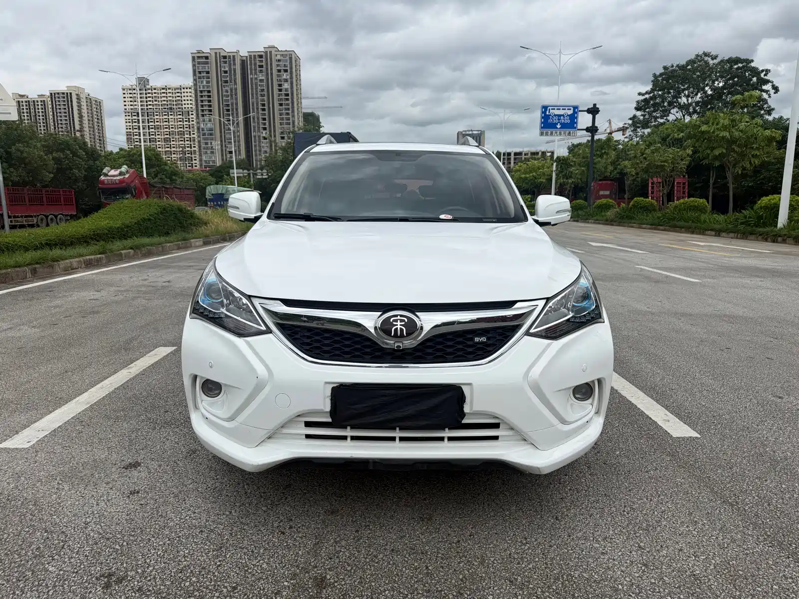 Фото 2 - BYD Song