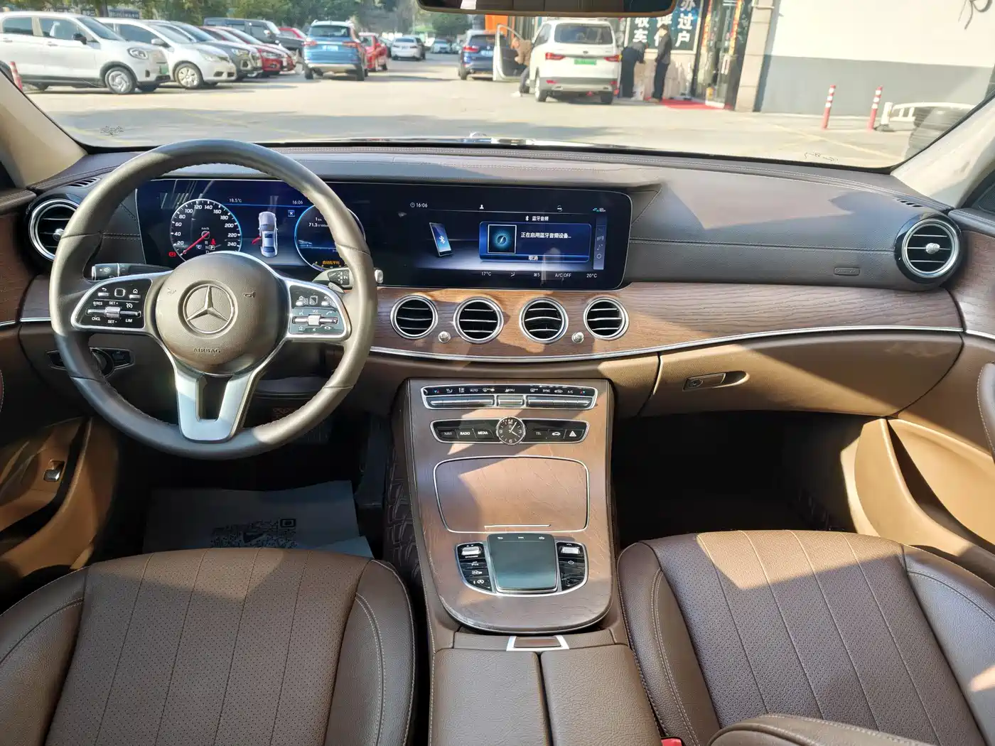 Mercedes-Benz E-Class 2020 E 300 L Fashion фото 9