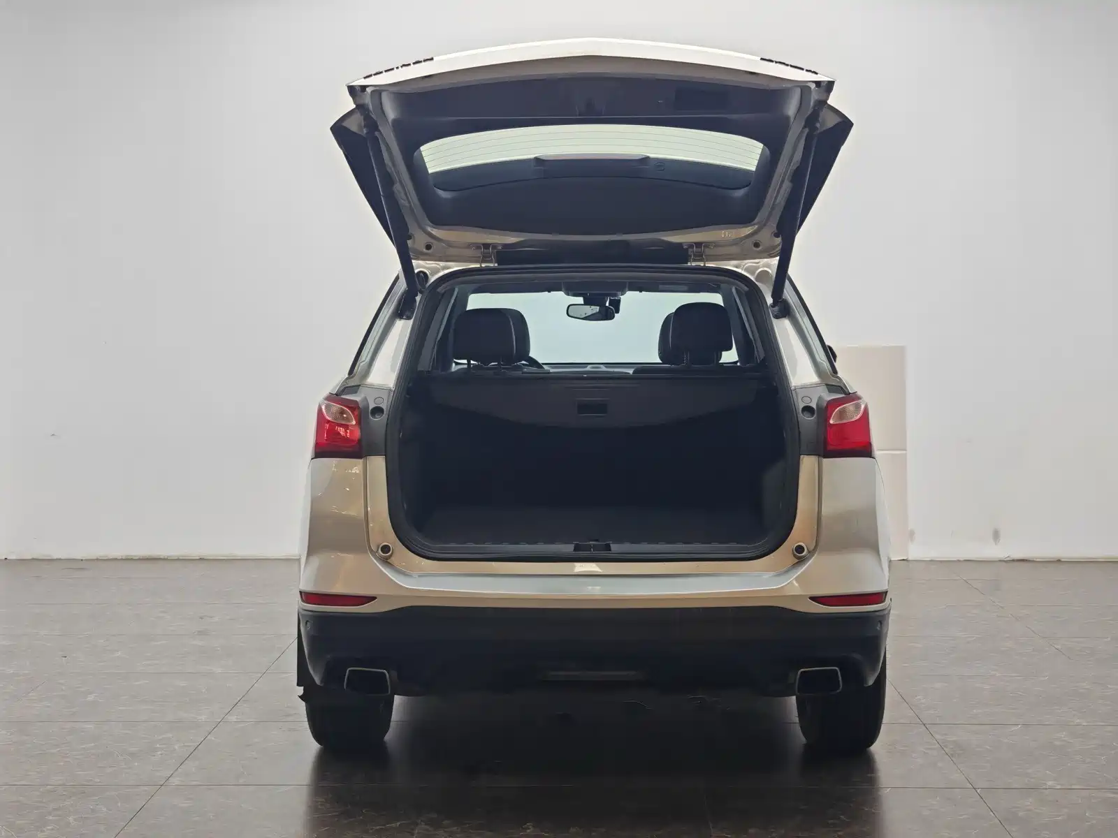 صورة 12 - Chevrolet Equinox