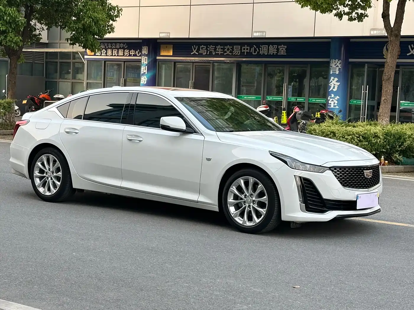 Cadillac CT5 2022 28T Luxury (Standard) фото 3