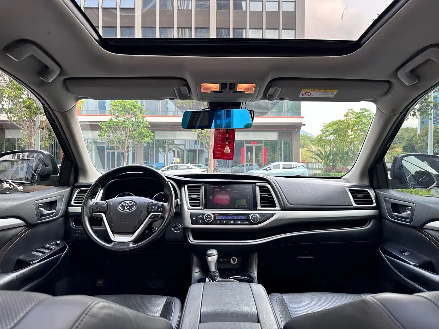 Toyota Highlander 2018 2.0T 4WD Luxury 7-seater China VI фото 9