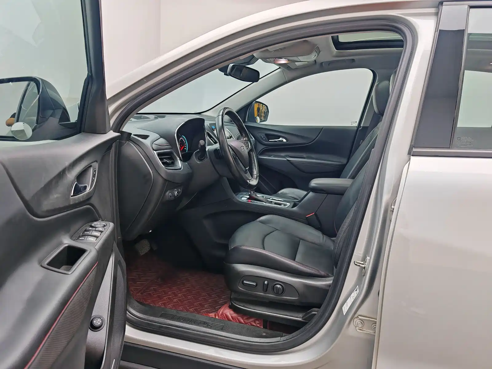 صورة 14 - Chevrolet Equinox