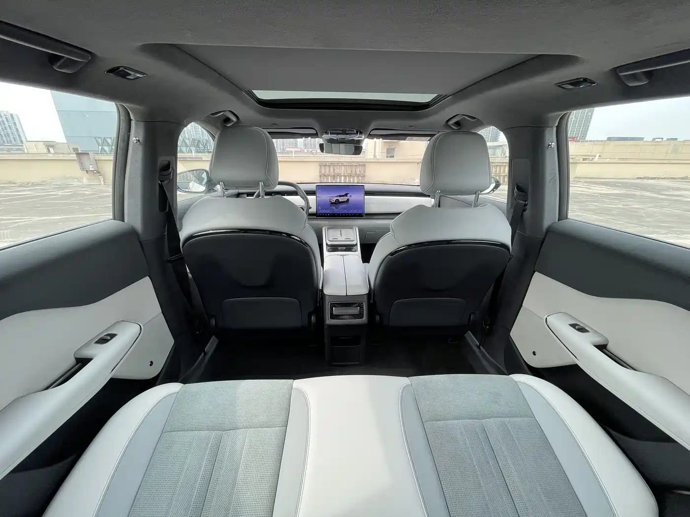 Voyah Auto Voyah Zhiyin 2024 Long Range Super Charging Edition фото 22