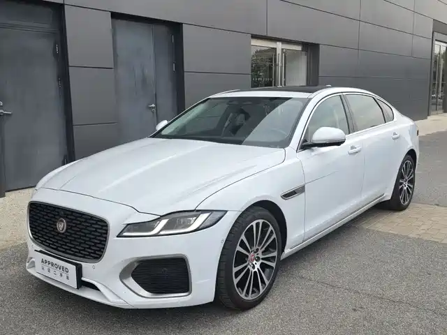 Jaguar XFL 2.0T P250, Моноприводный, Премиум Люкс