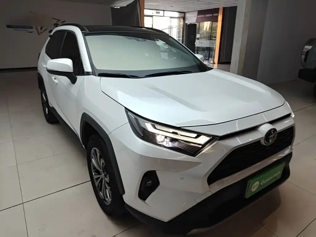 Toyota RAV4 2023 2023 2.0L CVT FWD Style Plus Edition