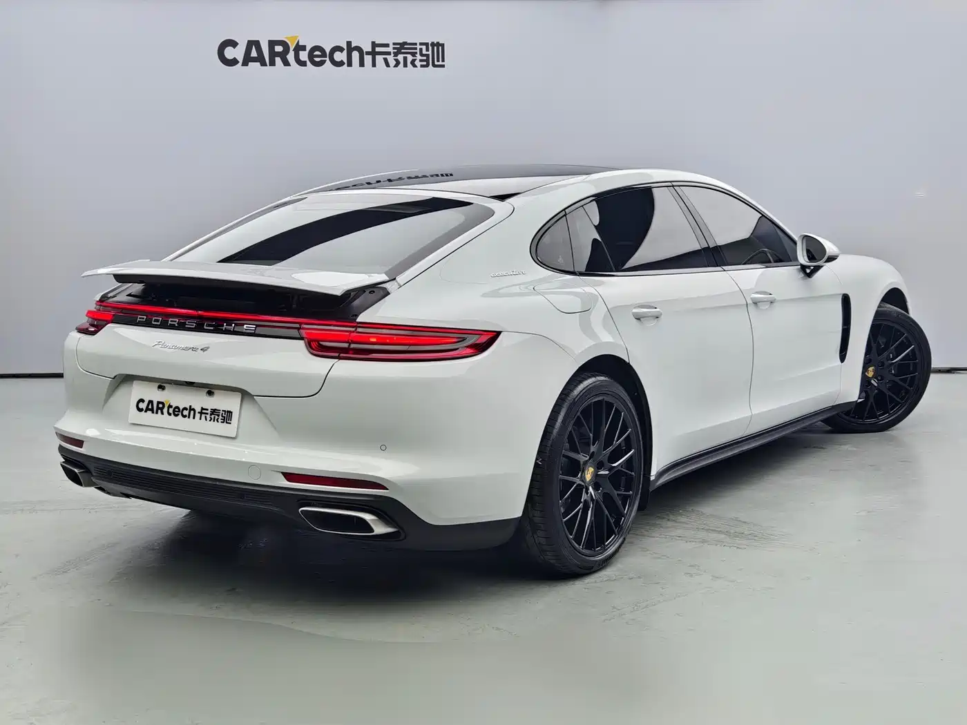 Porsche Panamera 2019 Panamera 4 Executive Long Wheelbase 2.9T фото 8