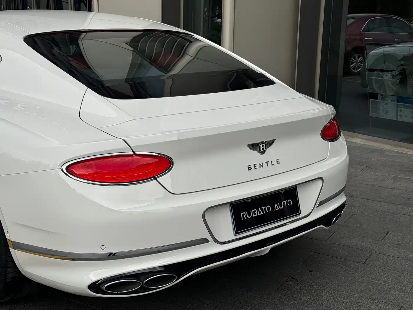 Bentley Continental 2020 4.0T GT V8 фото 11