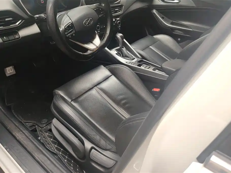 Hyundai Fista 2019 280TGDi Sport Edition China VI фото 9