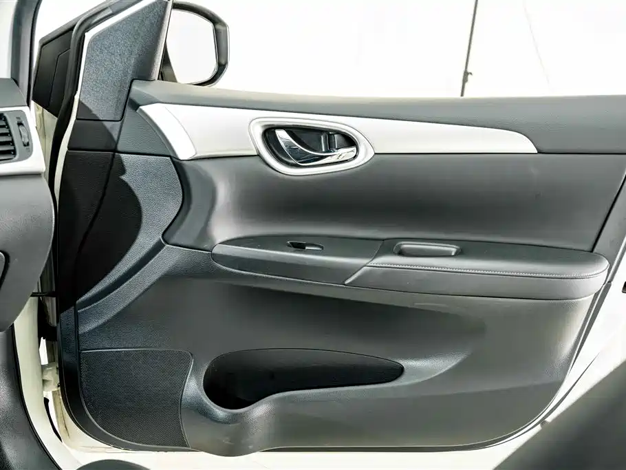 Nissan SYLPHY, миниатюра 16
