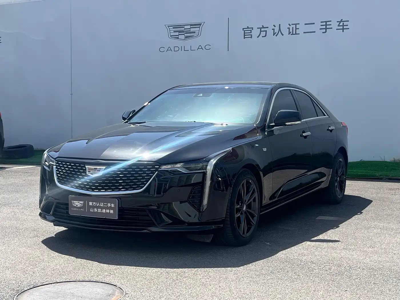 CADILLAC CT4