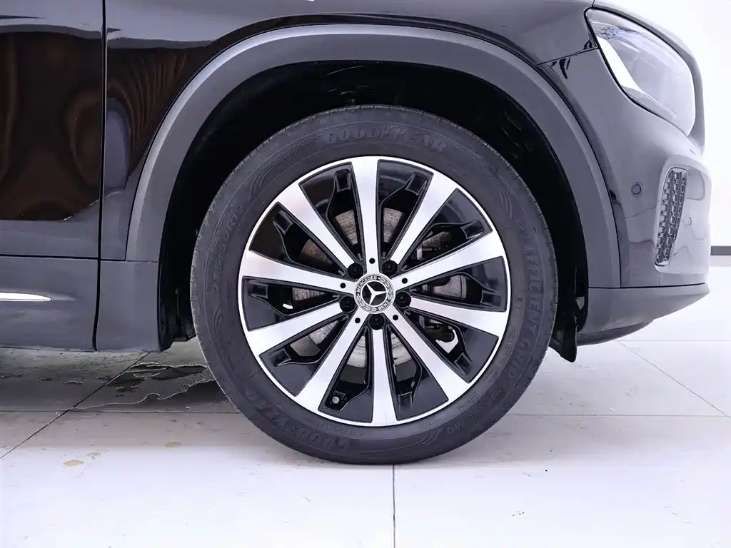 Mercedes-Benz GLB 2024 Facelift GLB 220 Style фото 6