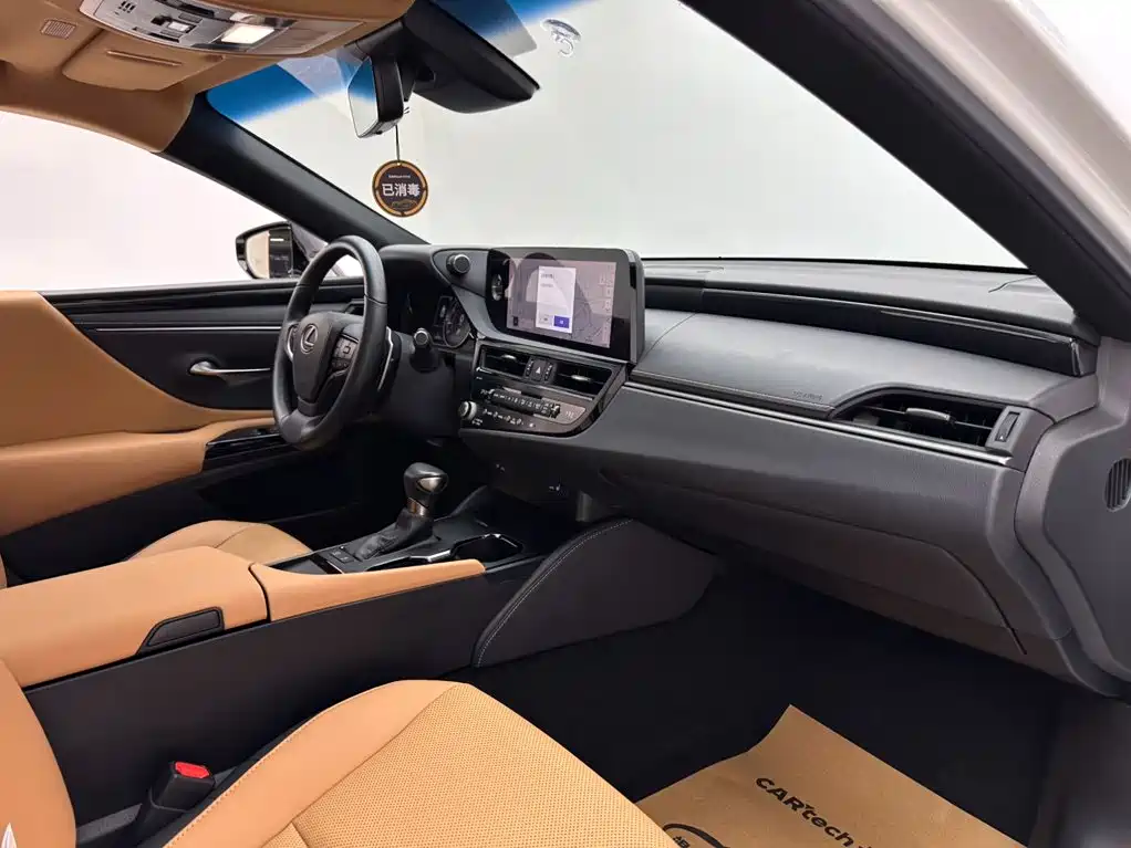 Lexus ES, миниатюра 11