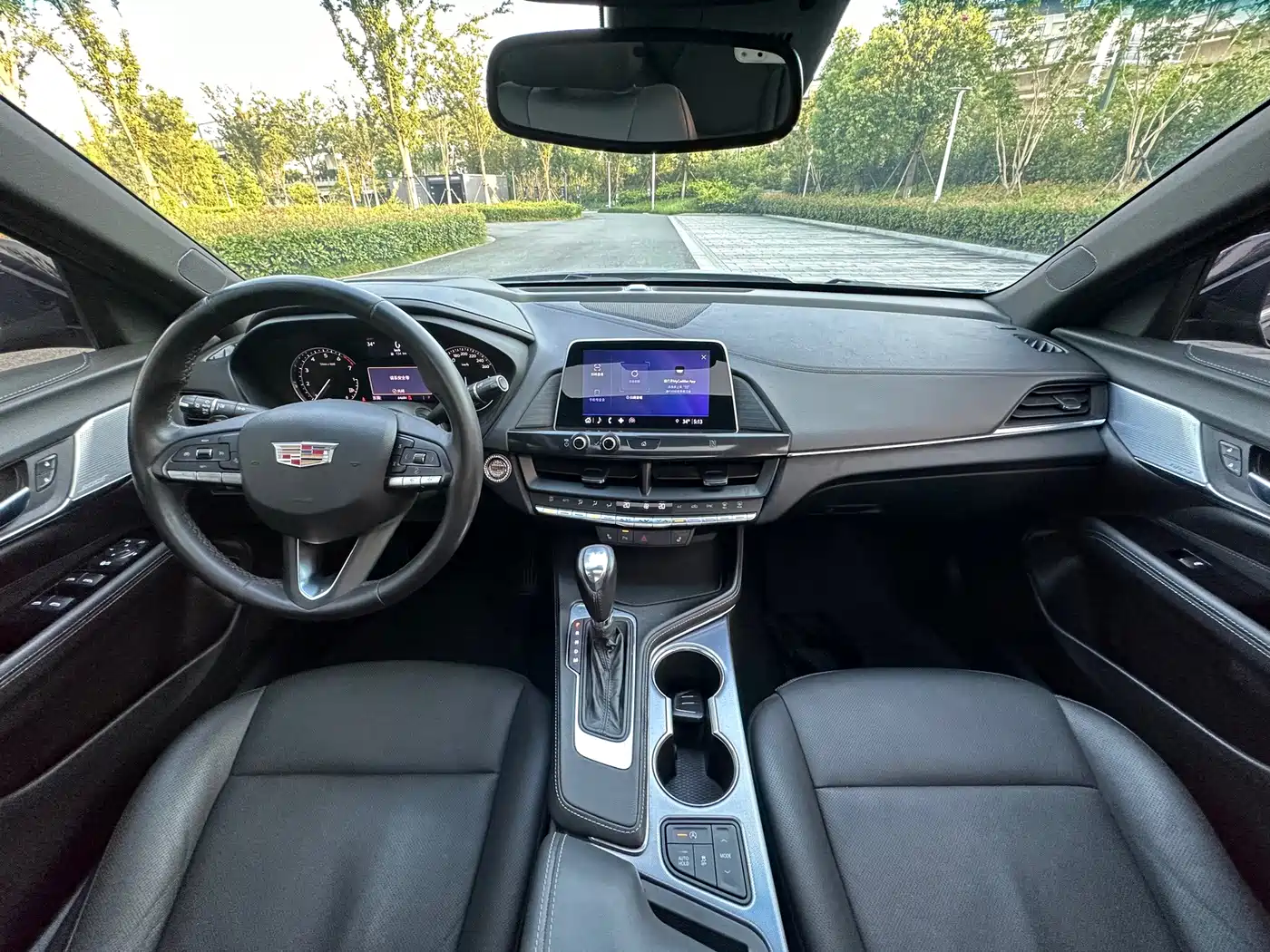 Фото 8 - Cadillac CT4