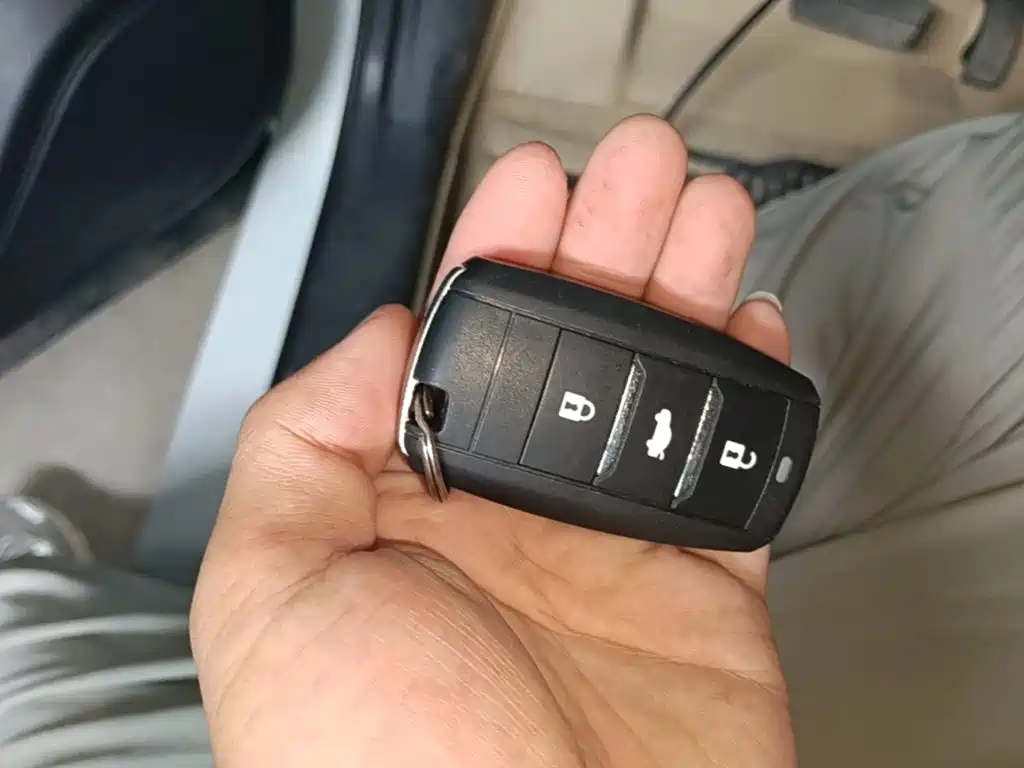 Фото 9 - Changan CS75