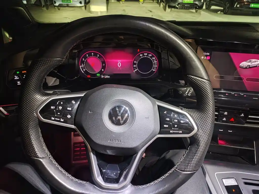 Volkswagen Golf 2021 280TSI DSG R-Line фото 4