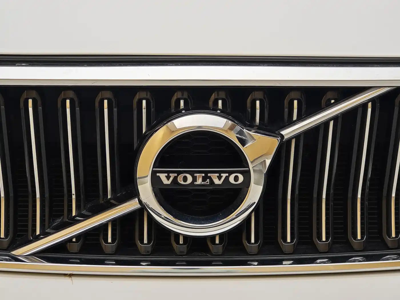 Фото 3 - Volvo XC40
